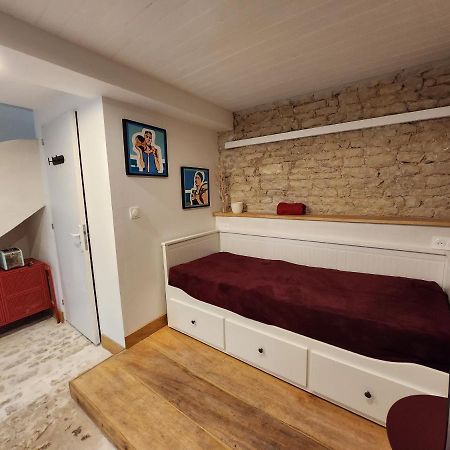 La P'Tite Ecurie Apartment Saint-Jean-de-Liversay Екстериор снимка