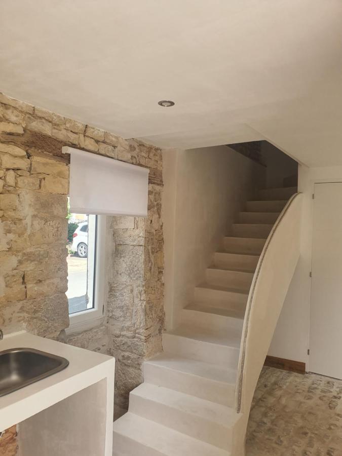 La P'Tite Ecurie Apartment Saint-Jean-de-Liversay Екстериор снимка
