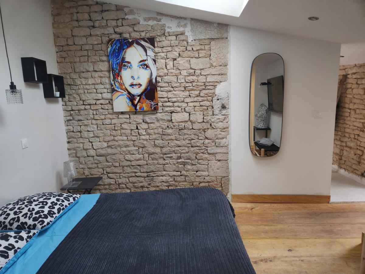 La P'Tite Ecurie Apartment Saint-Jean-de-Liversay Екстериор снимка